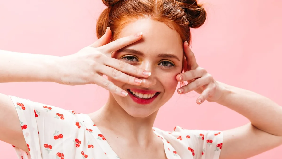 Comment enlever les taches de boutons sur le visage